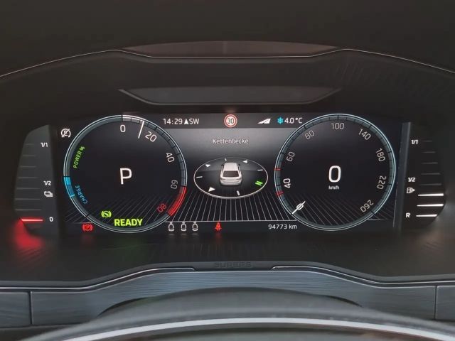 Skoda Superb Ambition Combi iV