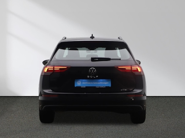 Volkswagen Golf 1.5 eTSI DSG Life Variant