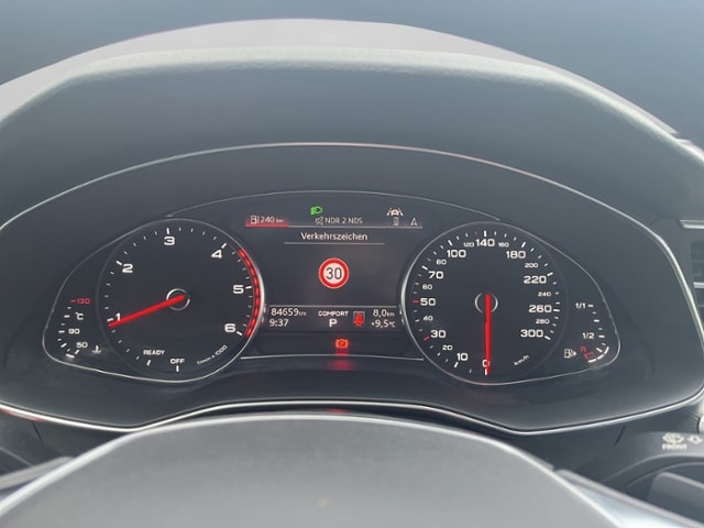 Audi A6 50 TDI Quattro Sedan