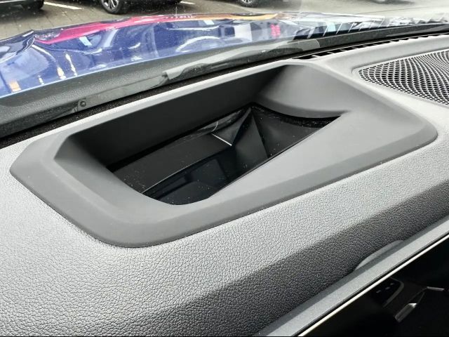 BMW 330 330e M-Sport Touring