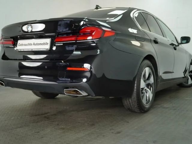 BMW 520 520d Sedan