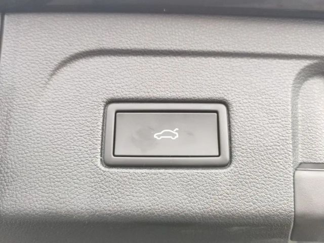 Volkswagen Touran 1.5 TSI DSG IQ.Drive