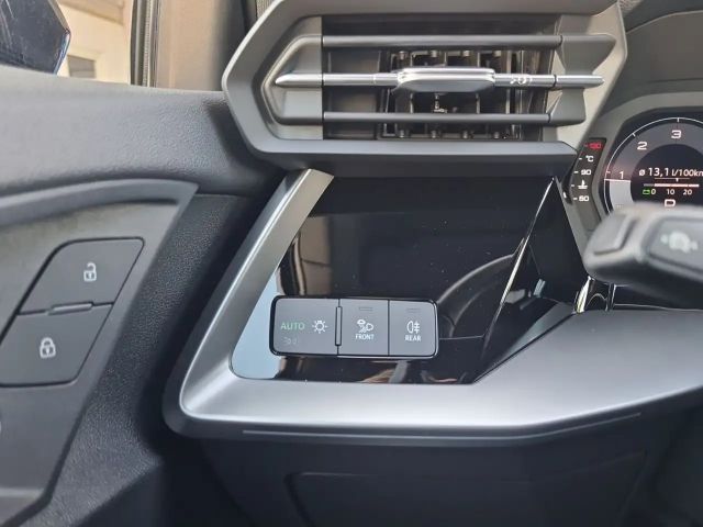 Audi A3 30 TDI S-Line Sedan Sportback