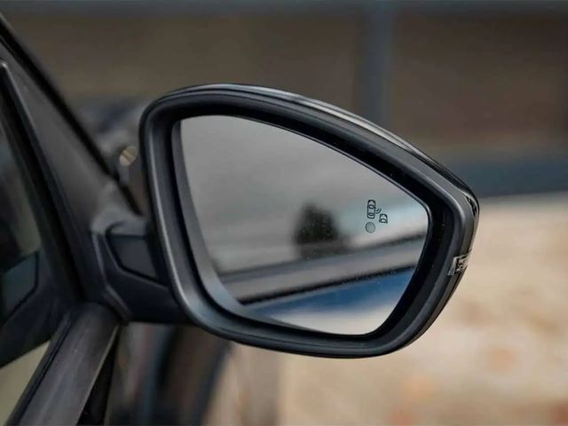 Peugeot 208 Allure Pack