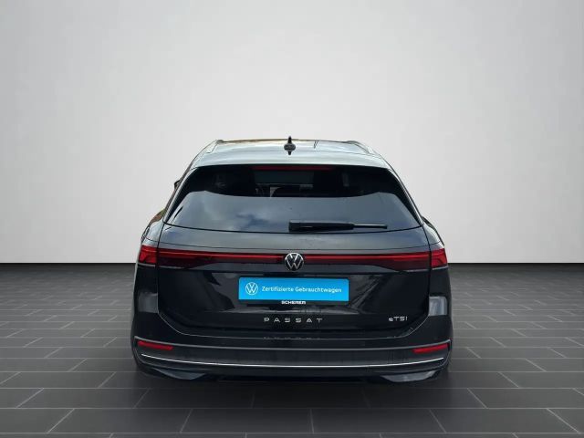 Volkswagen Passat 1.5 eTSI Business DSG Variant