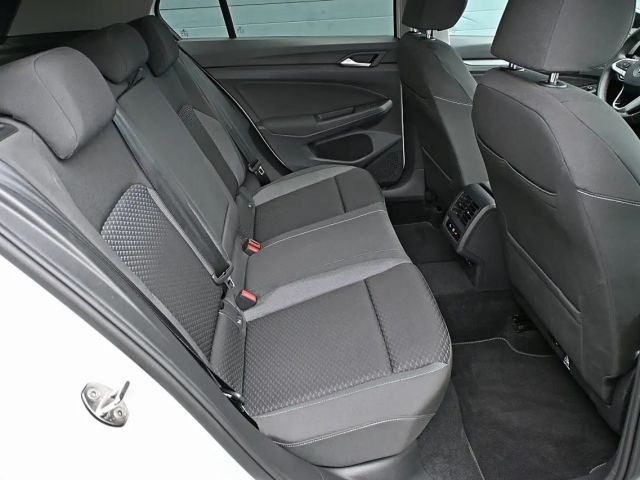 Volkswagen Golf DSG Style