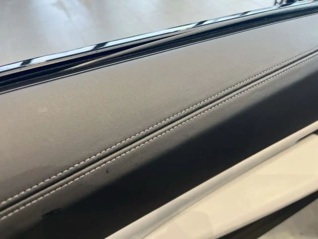 BMW M4 Cabrio Competition xDrive