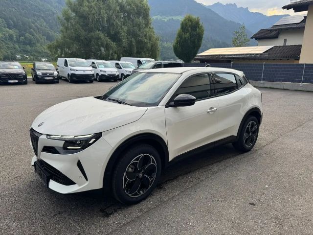 Alfa Romeo Junior Ibrida