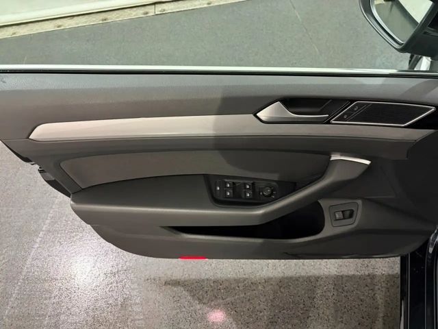 Volkswagen Passat 2.0 TDI Business DSG Variant