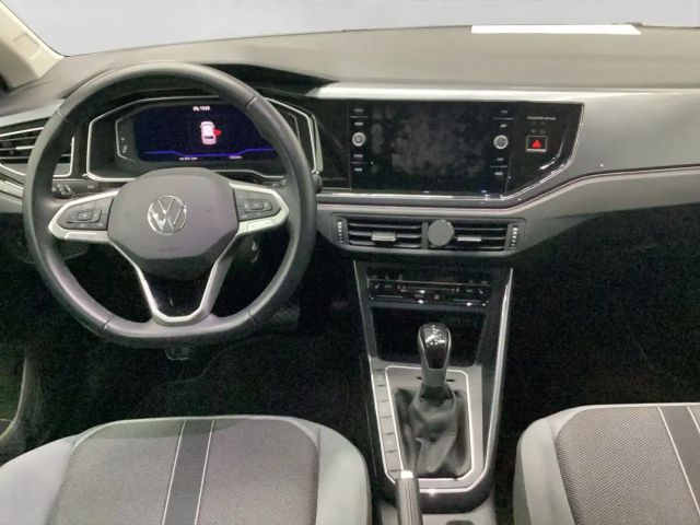 Volkswagen Polo 1.0 TSI DSG Style