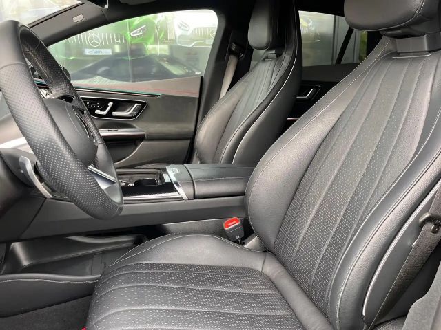 Mercedes-Benz EQE 350 AMG Line Sedan