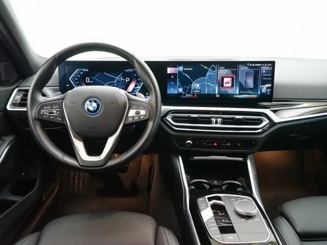 BMW 320 320e Touring