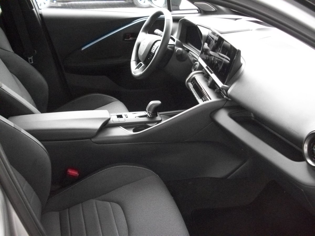 Toyota C-HR 5-deurs Lounge