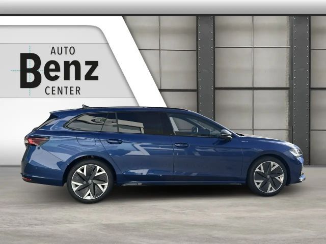 Skoda Superb 4x4 Combi Sportline