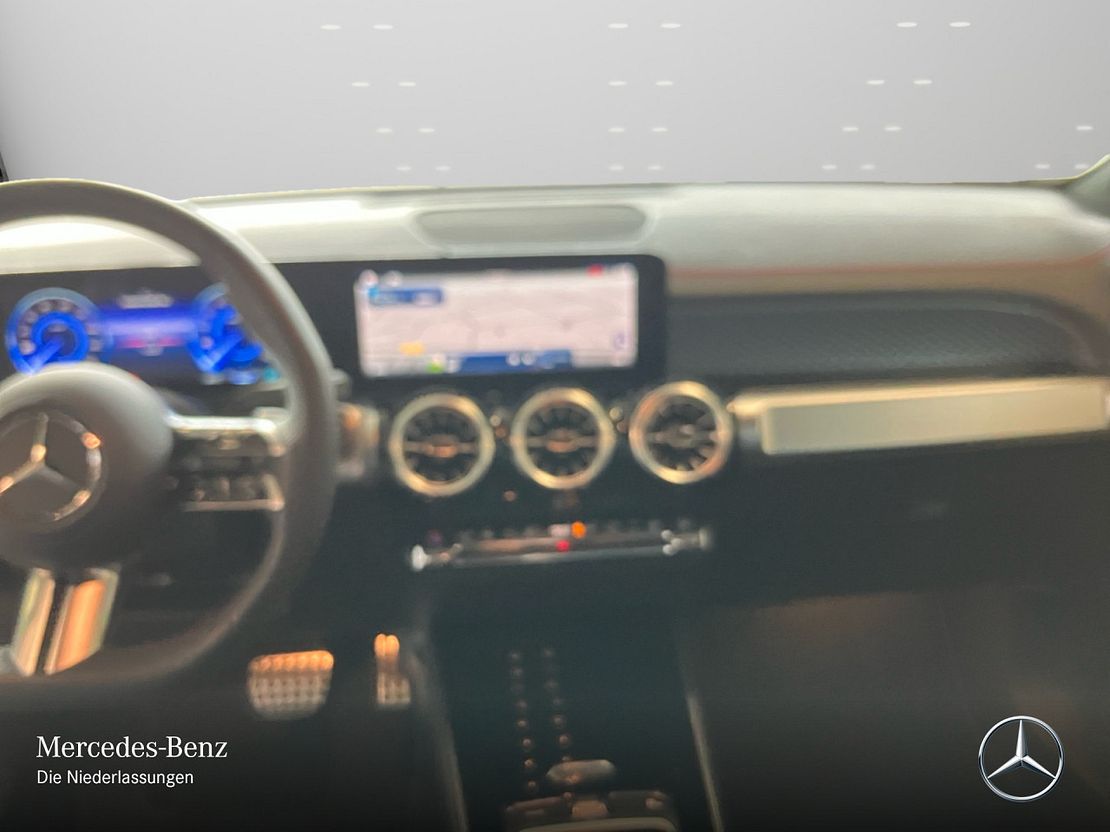 Mercedes-Benz EQB 300 4MATIC