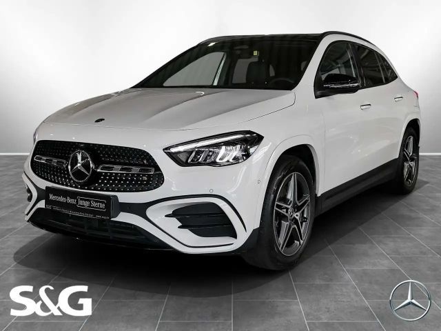 Mercedes-Benz GLA 200 AMG Line