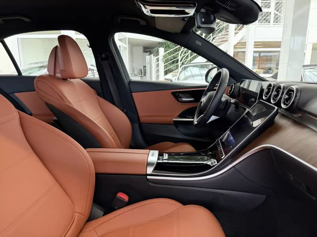 Mercedes-Benz C 200 C 200 d Luxury Line Sedan