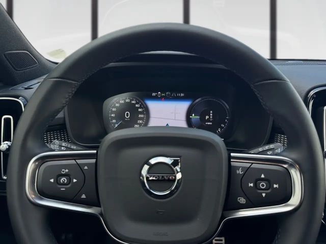 Volvo XC40 R-Design Recharge