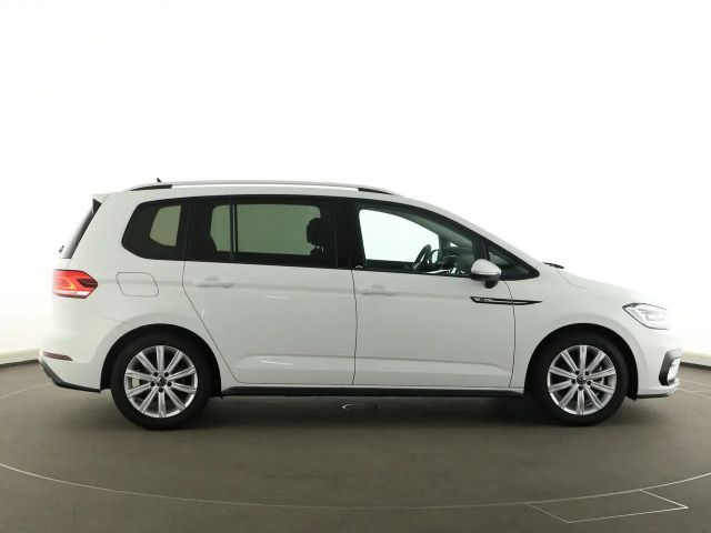 Volkswagen Touran 1.5 TSI DSG R-Line