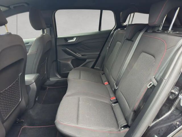 Ford Focus EcoBoost ST Line Wagon