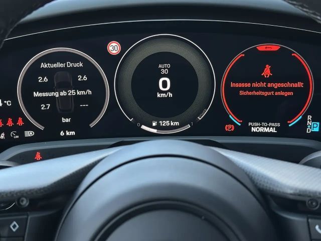 Porsche Taycan GTS Sport Turismo