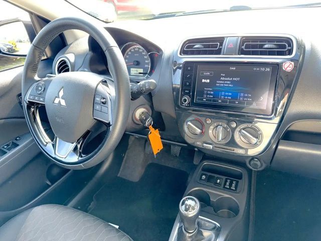 Mitsubishi Space Star Star