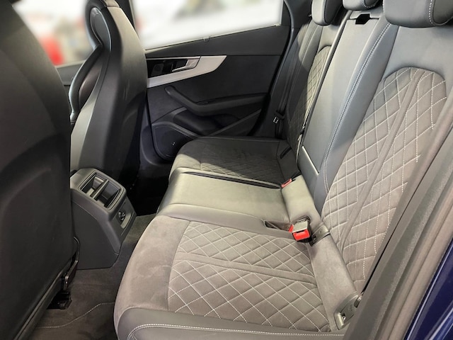 Audi A4 40 TFSI Avant Quattro S-Line S-Tronic