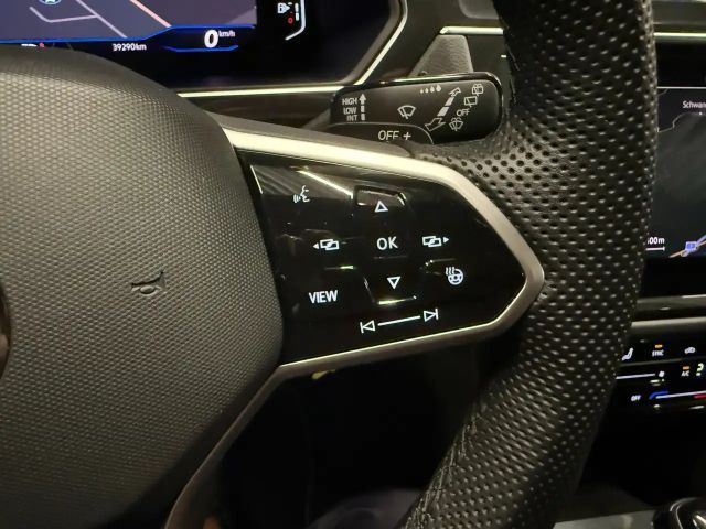 Volkswagen Tiguan Plus R-Line