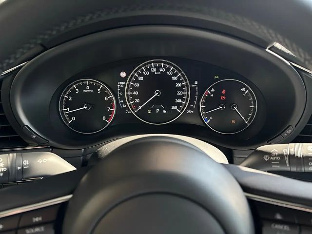 Mazda 3 Homura SkyActiv e-Skyactiv