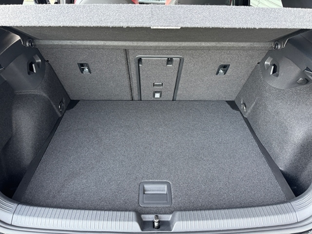 Volkswagen Golf 2.0 TSI DSG Golf VIII