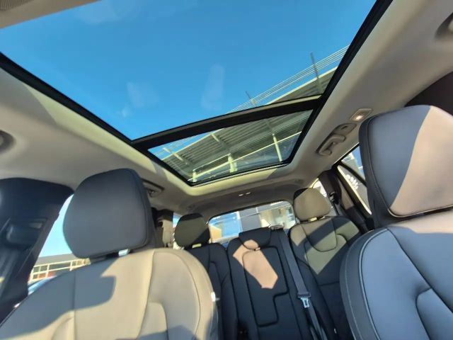 Volvo XC90 AWD Dark Plus T8