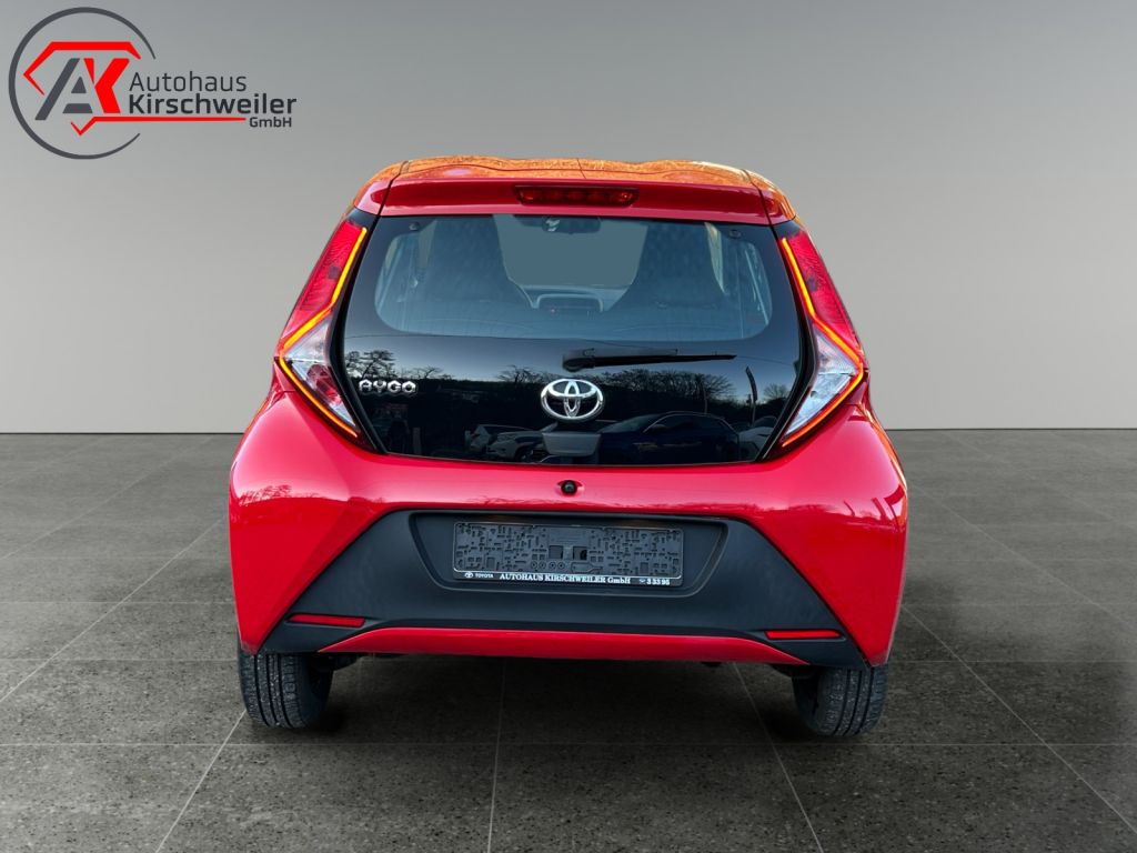 Toyota Aygo 5-deurs Business Plus