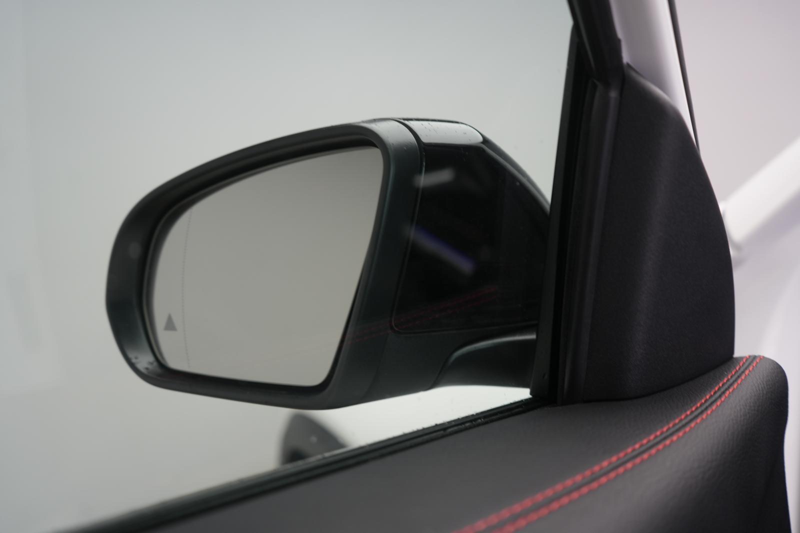 Mercedes-Benz GLB 220 AMG Line GLB 220 d