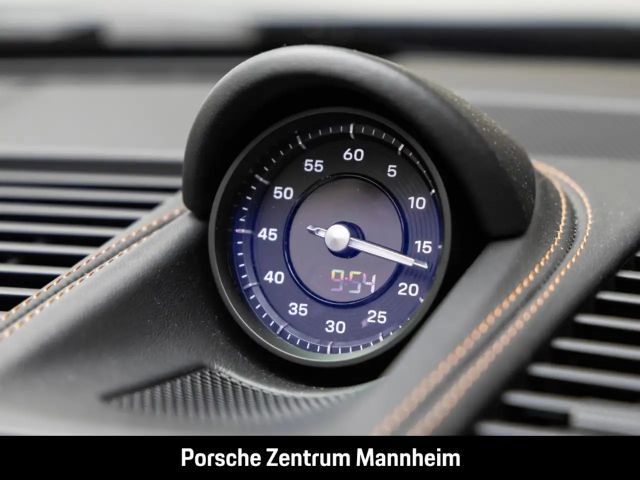 Porsche 992 Cabrio Carrera GTS