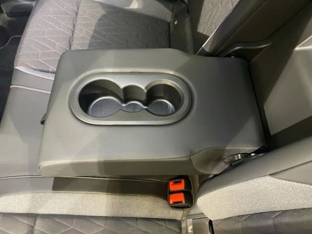 Volkswagen Golf 1.5 TSI Golf VIII