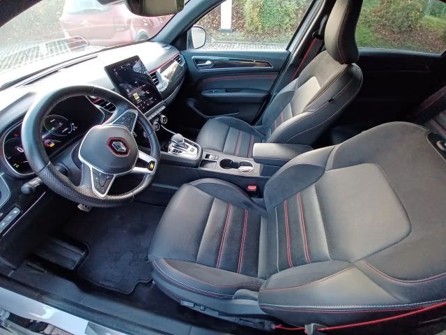 Renault Arkana E-Tech Hybrid RS