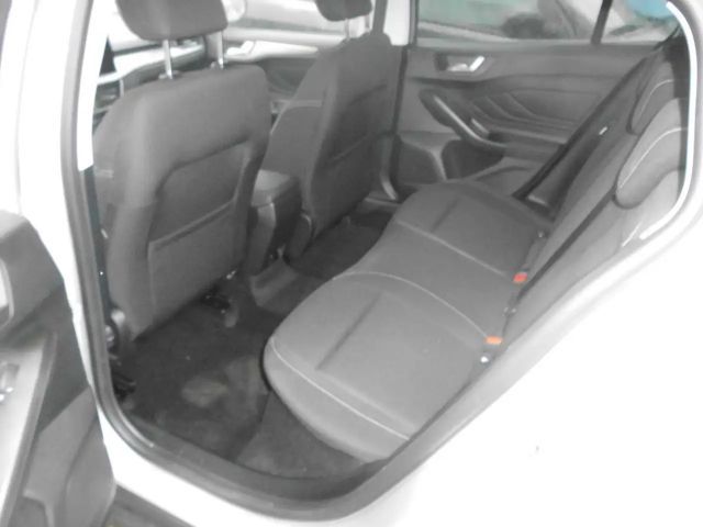 Ford Focus EcoBoost Titanium