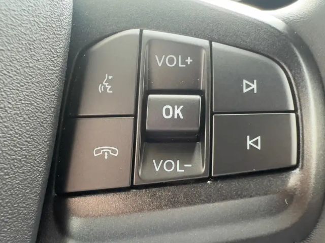 Ford Mustang Mach-E AWD Standard range