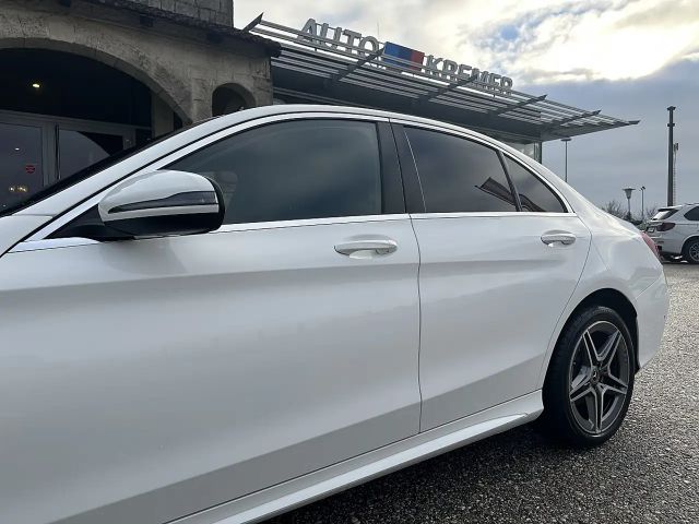 Mercedes-Benz C 220 4MATIC C 220 d Sedan