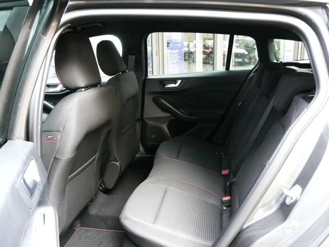 Ford Focus ST Line Wagon