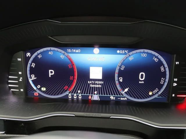 Skoda Superb 2.0 TDI Combi Style Style