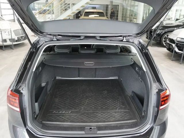 Volkswagen Passat Elegance Elegance Variant