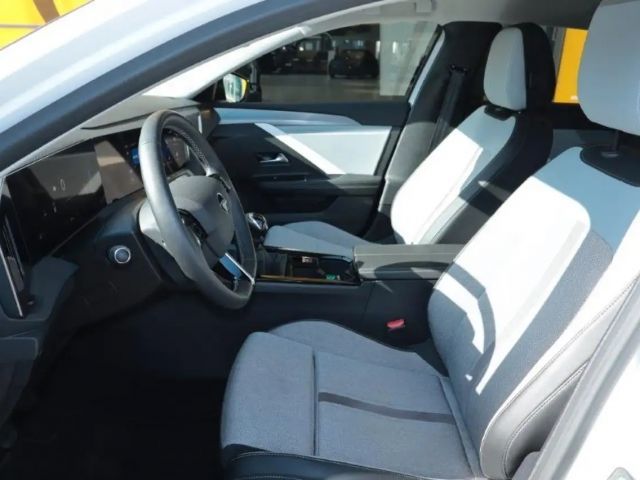 Opel Astra 1.2 Turbo Elegance Sports Tourer