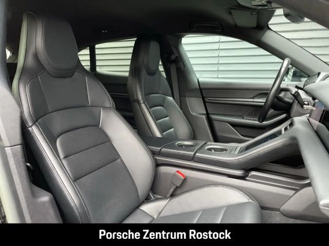 Porsche Taycan 4 Cross Turismo