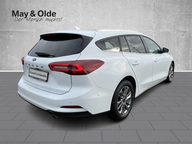 Ford Focus Titanium Wagon