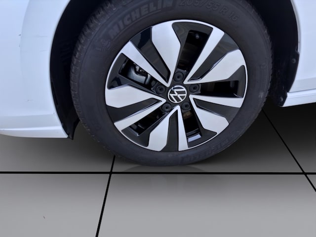 Volkswagen Golf 2.0 TDI DSG