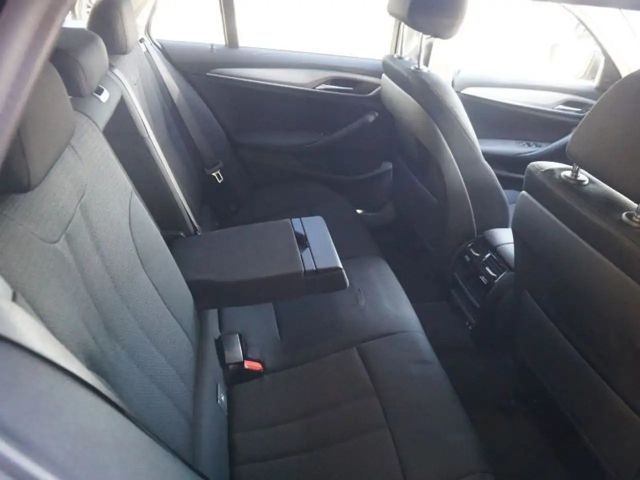 BMW 530 530e Touring xDrive