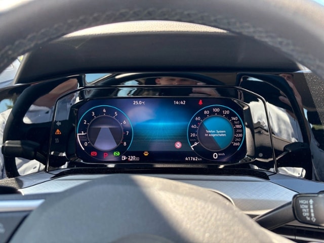 Volkswagen Golf 1.5 eTSI DSG Life Variant