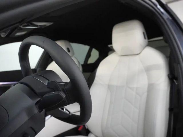 BMW i5 Sedan eDrive40