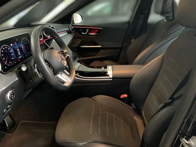Mercedes-Benz C 300 4MATIC AMG Line Sedan